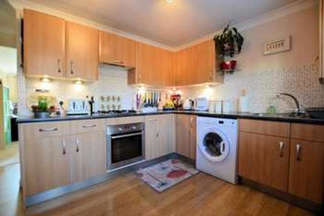  Image of 2 bedroom Terraced house for sale in Sturbridge Close Lower Earley Reading RG6 at Lower Earley  Reading, RG6 4EE
