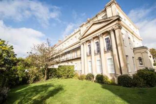  Image of 1 bedroom Flat to rent in Suffolk Square Cheltenham GL50 at Cheltenham Gloucestershire, GL50 2DR