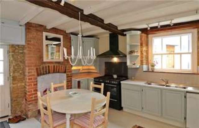  Image of 4 bedroom Detached house for sale in Buckland Faringdon SN7 at Buckland Faringdon Buckland, SN7 8RB