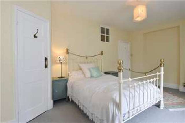  Image of 4 bedroom Detached house for sale in Buckland Faringdon SN7 at Buckland Faringdon Buckland, SN7 8RB