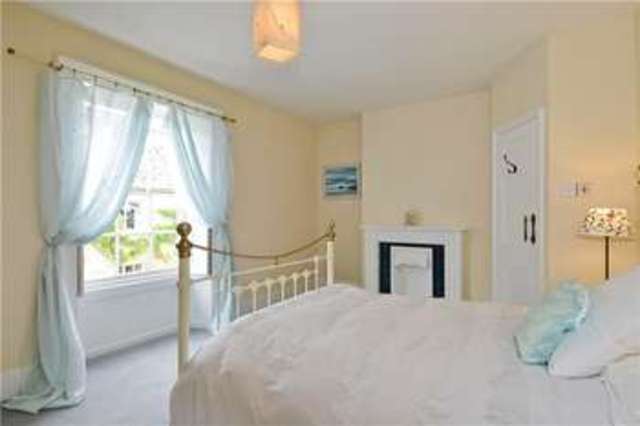  Image of 4 bedroom Detached house for sale in Buckland Faringdon SN7 at Buckland Faringdon Buckland, SN7 8RB
