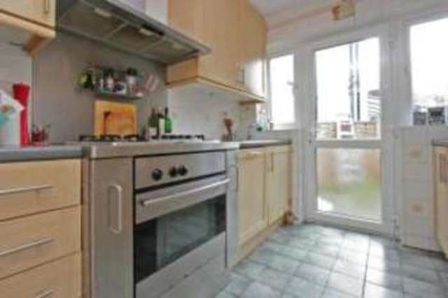  Image of 3 bedroom Semi-Detached house for sale in Sydenham Park Road London SE26 at Sydenham  Upper Sydenham, SE26 4DL
