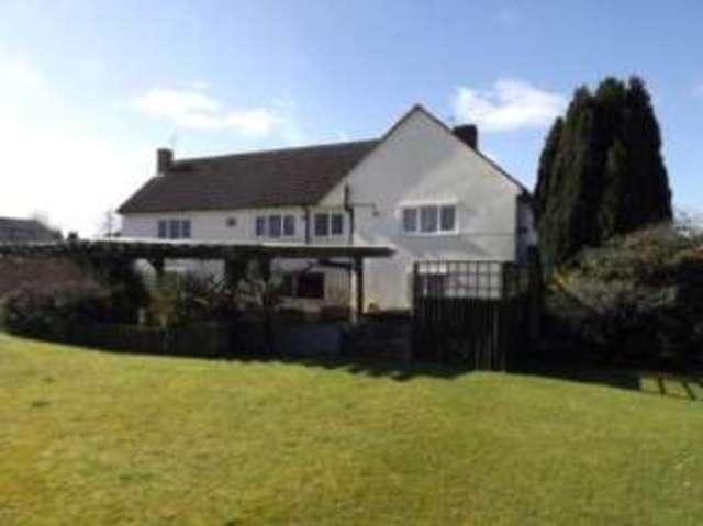 Image of Detached house for sale in Synwell Lane Wotton-under-Edge GL12 at Wotton-under-Edge Gloucestershire Wotton-under-Edge, GL12 7GQ