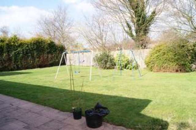  Image of 4 bedroom Bungalow to rent in The Balk Walton Wakefield WF2 at Walton Wakefield Walton, WF2 6JZ
