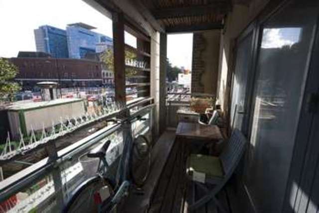 Image of 2 bedroom Flat to rent in Mile End Road London E1 at London Stepney Green, E1 4TL