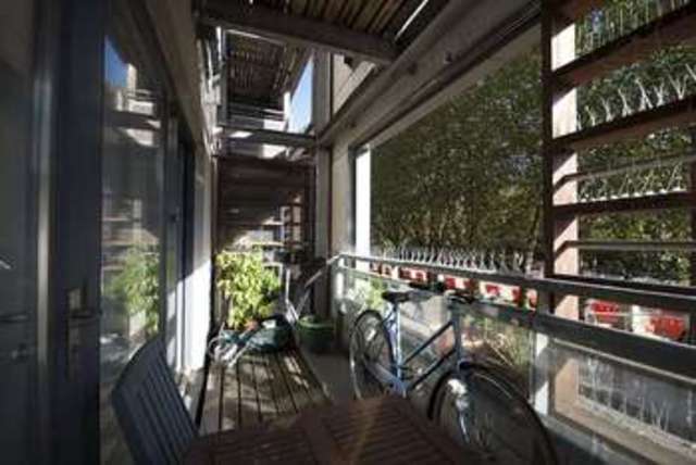 Image of 2 bedroom Flat to rent in Mile End Road London E1 at London Stepney Green, E1 4TL