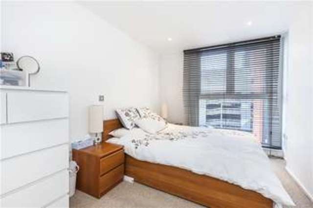  Image of 2 bedroom Flat for sale in Western Gateway London E16 at 18 Western Gateway London North Woolwich, E16 1BL