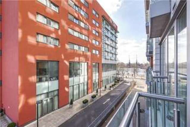  Image of 2 bedroom Flat for sale in Western Gateway London E16 at 18 Western Gateway London North Woolwich, E16 1BL