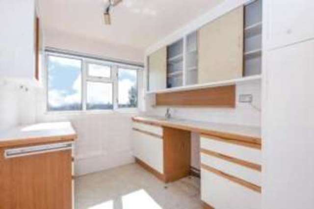  Image of 2 bedroom Flat for sale in Crescent Road London E4 at Crescent Road London Chingford Green, E4 6AX