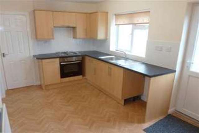  Image of 3 bedroom Terraced house to rent in Tilbury Rise Nottingham NG8 at Nottingham, NG8 6EP