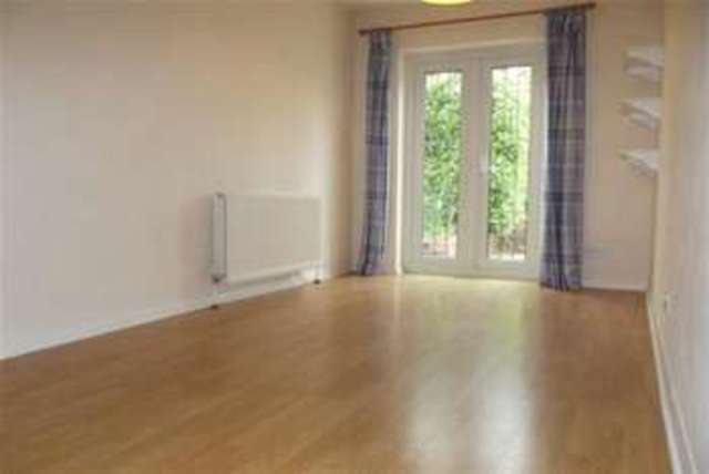  Image of 4 bedroom Detached house to rent in Tolmers Road Cuffley Potters Bar EN6 at Potters Bar, EN6 4JP