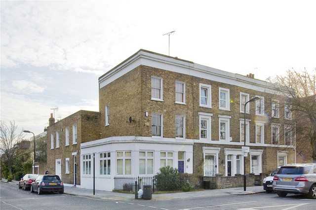  Image of 2 bedroom Flat for sale in Tottenham Road London N1 at De Beauvoir  Canonbury, N1 4EA