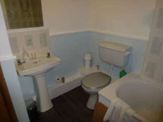  Image of 1 bedroom Semi-Detached house to rent in Town End Bodmin PL31 at Town End  Bodmin, PL31 1LN