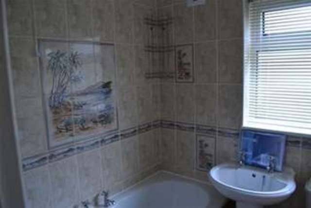  Image of 3 bedroom Detached house to rent in Trevelmond Liskeard PL14 at Liskeard, PL14 4LZ