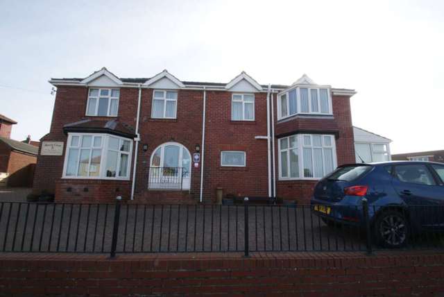  Image of 8 bedroom Detached house for sale in Upgang Lane Whitby YO21 at Upgang Lane  Whitby, YO21 3JW