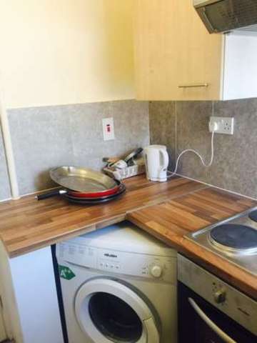  Image of 1 bedroom Apartment to rent in Upper Berkeley Street London W1H at Upper Berkeley Street Marble Arch London, W1H 5QB