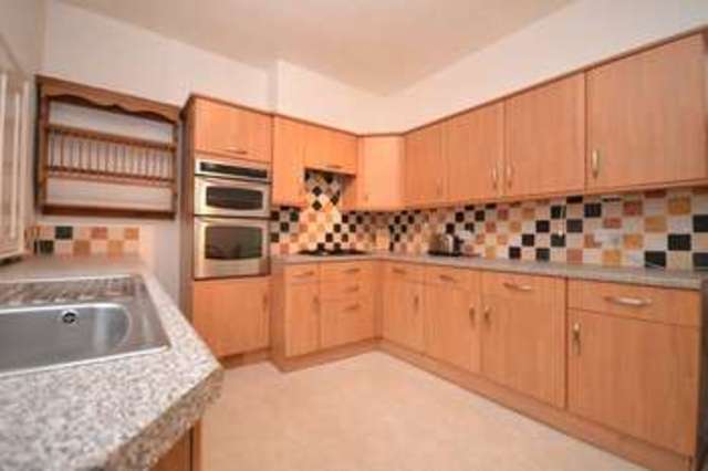  Image of 4 bedroom Flat for sale in Grove Road Ventnor PO38 at Ventnor Isle Of Wight, PO38 1TS