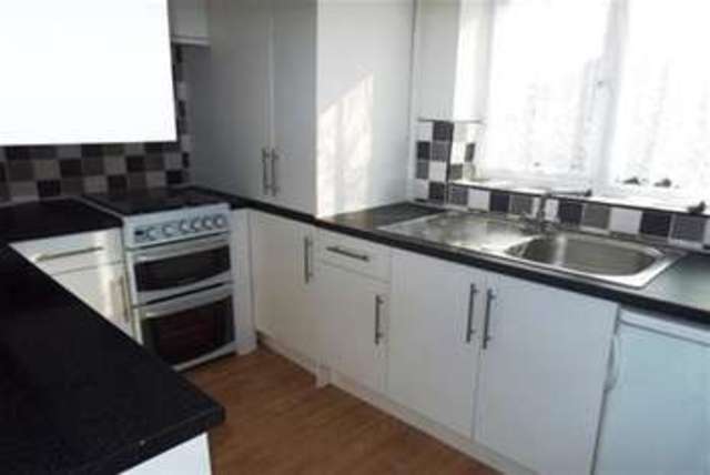  Image of 2 bedroom Maisonette to rent in Wash Road Hutton Brentwood CM13 at Brentwood, CM13 1DL