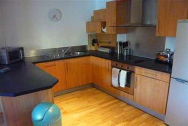  Image of 2 bedroom Flat to rent in Waterloo Street Leeds LS10 at Leeds, LS10 1JA
