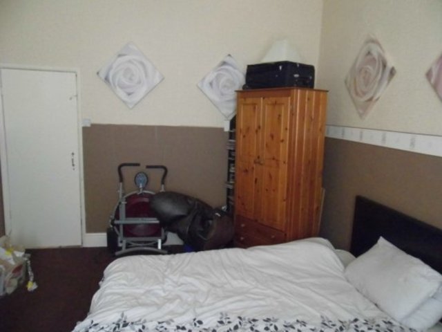  Image of 3 bedroom Terraced house for sale in Wellington Street Grimsby DN32 at Grimsby South Humberside Grimsby, DN32 7JS