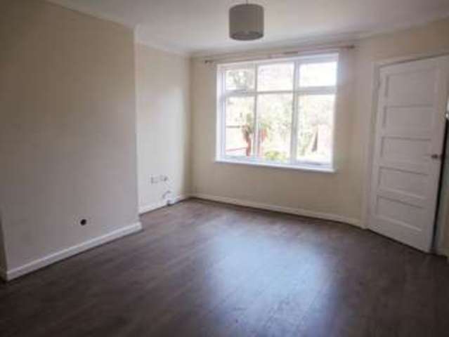  Image of 3 bedroom Semi-Detached house to rent in West Boulevard Quinton Birmingham B32 at West Boulevard  Birmingham, B32 2BH