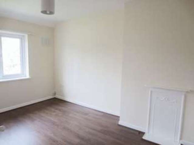  Image of 3 bedroom Semi-Detached house to rent in West Boulevard Quinton Birmingham B32 at West Boulevard  Birmingham, B32 2BH