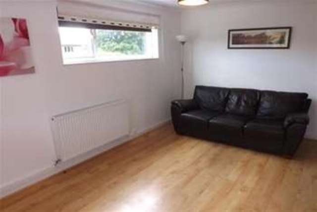  Image of 1 bedroom Detached house to rent in Frampton Close Eastleaze Swindon SN5 at Swindon, SN5 7EN