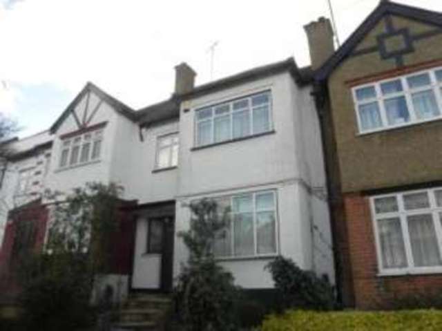  Image of 3 bedroom Terraced house for sale in Westbury Grove London N12 at London  Woodside Park, N12 7PE