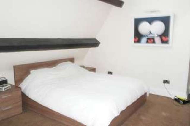  Image of 2 bedroom Apartment for sale in New Street Farsley Pudsey LS28 at Farsley, LS28 5AS