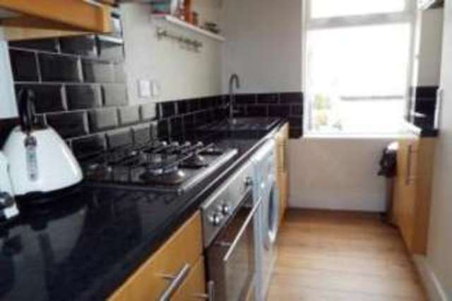  Image of 1 bedroom Flat for sale in Westway Caterham CR3 at Caterham Surrey Caterham, CR3 5TP