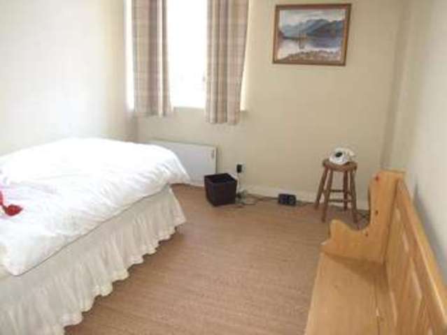  Image of 2 bedroom Flat to rent in Wellington Court Weymouth DT4 at Weymouth, DT4 8UA