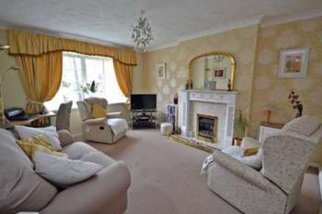  Image of 2 bedroom Detached house for sale in Whitley Spring Crescent Ossett WF5 at Ossett West Yorkshire, WF5 0RF