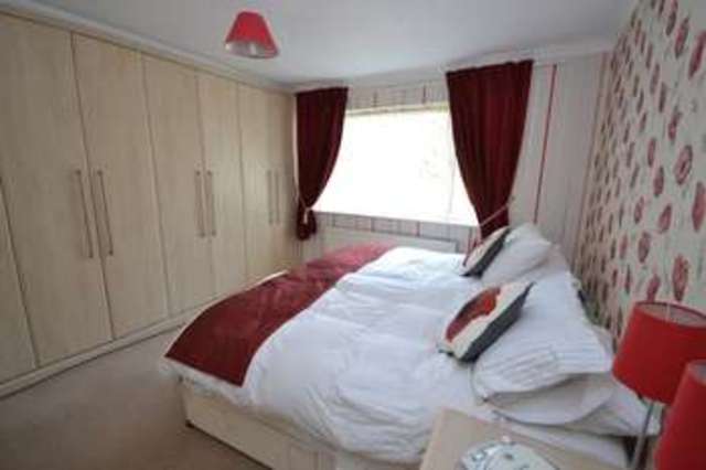  Image of 2 bedroom Detached house for sale in Whitley Spring Crescent Ossett WF5 at Ossett West Yorkshire, WF5 0RF
