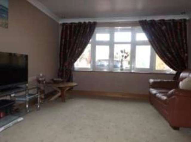  Image of 4 bedroom Semi-Detached house for sale in Beauchamps Drive Wickford SS11 at Wickford Essex Shotgate, SS11 8NL