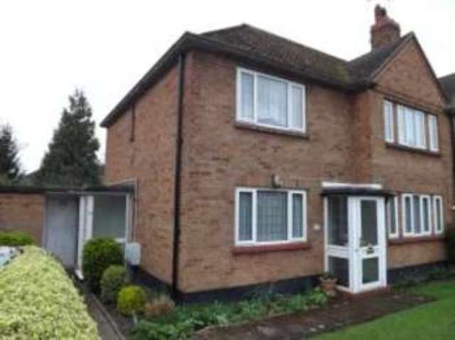  Image of 2 bedroom Maisonette for sale in Avon Close Worcester Park KT4 at Worcester Park  Worcester Park, KT4 7AQ