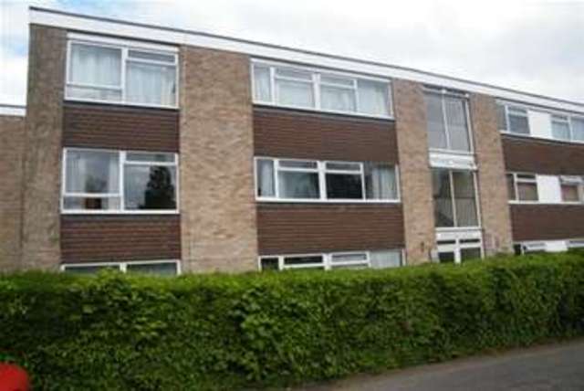  Image of 1 bedroom Flat to rent in High View Court Wray Common Road Reigate RH2 at Reigate, RH2 0RZ