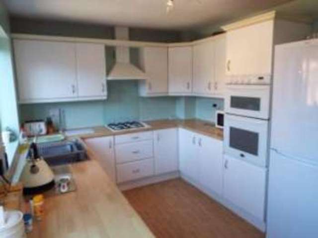  Image of 3 bedroom Semi-Detached house for sale in Castor Court Yateley GU46 at Yateley Hampshire Yateley, GU46 7RL