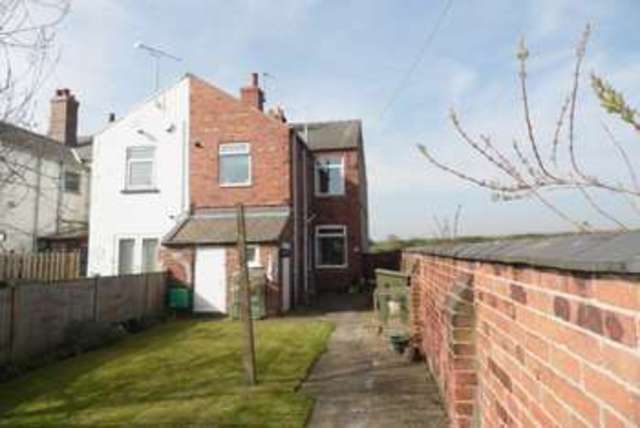  Image of 2 bedroom End of Terrace to rent in York Road Scawthorpe Doncaster DN5 at YORK ROAD SCAWTHORPE DONCASTER, DN5 7UN