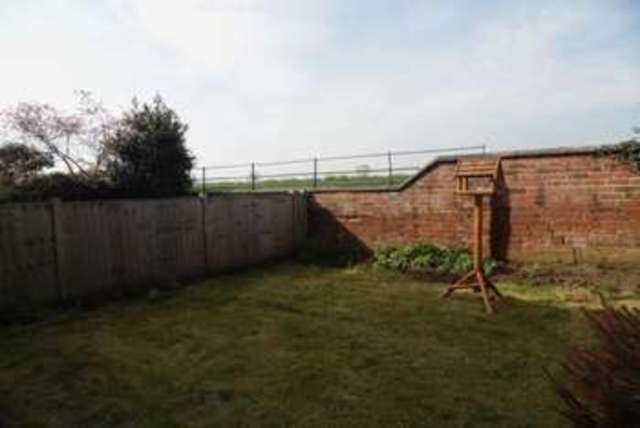  Image of 2 bedroom End of Terrace to rent in York Road Scawthorpe Doncaster DN5 at YORK ROAD SCAWTHORPE DONCASTER, DN5 7UN