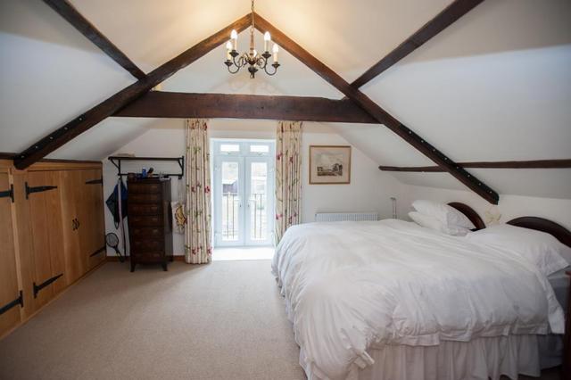  Image of 3 bedroom Detached house for sale in Llangunnor Llangunnor Carmarthen SA32 at Carmarthen Carmarthenshire Nantycaws, SA32 8AQ