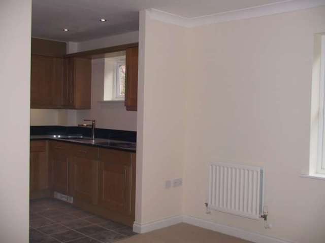  Image of 1 bedroom Flat to rent in Cottage Close Harrow-on-the-Hill Harrow HA2 at Cottage Close  Harrow on the Hill, HA2 0HG