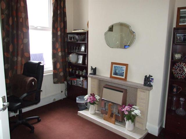  Image of 5 bedroom Semi-Detached house for sale in Londesborough Road Scarborough YO12 at Scarborough North Yorkshire Falsgrave, YO12 5AF