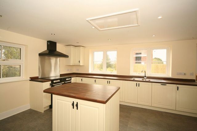  Image of 5 bedroom Detached house to rent in Croxton Stafford ST21 at Croxton Stafford, ST21 6NG