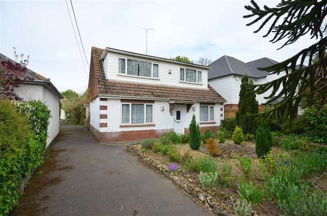 Image of 4 bedroom Detached house for sale in Grigg Lane Headcorn Ashford TN27 at Headcorn Ashford Headcorn, TN27 9TD