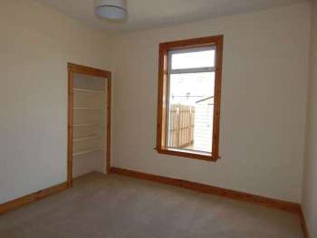  Image of 4 bedroom Terraced house for sale in South Village Pumpherston Livingston EH53 at South Village Pumpherston Livingston, EH53 0LR