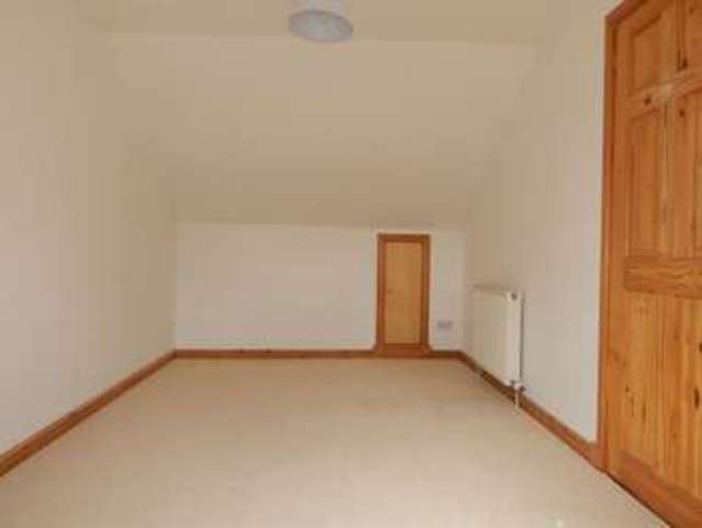  Image of 4 bedroom Terraced house for sale in South Village Pumpherston Livingston EH53 at South Village Pumpherston Livingston, EH53 0LR