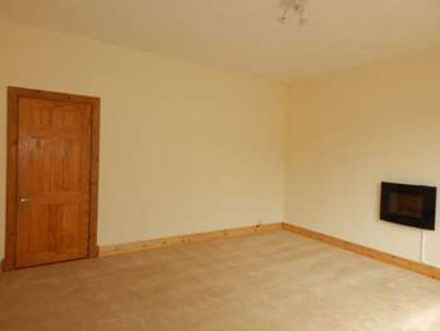  Image of 4 bedroom Terraced house for sale in South Village Pumpherston Livingston EH53 at South Village Pumpherston Livingston, EH53 0LR