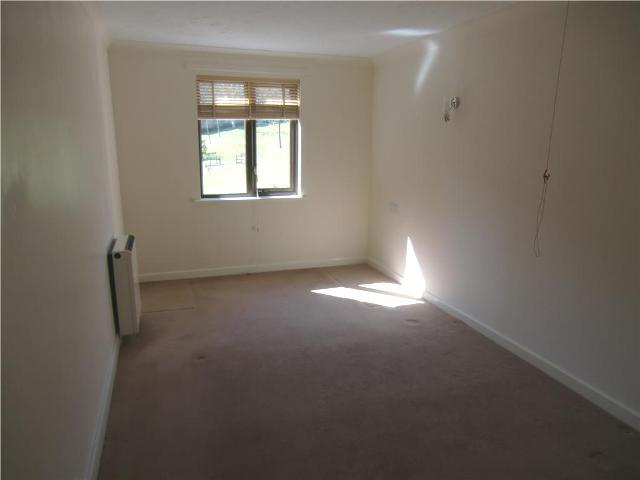  Image of 1 bedroom Apartment to rent in Filey Road Scarborough YO11 at Hartford Court Filey Road Scarborough, YO11 2TP