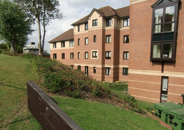  Image of 1 bedroom Apartment to rent in Filey Road Scarborough YO11 at Hartford Court Filey Road Scarborough, YO11 2TP