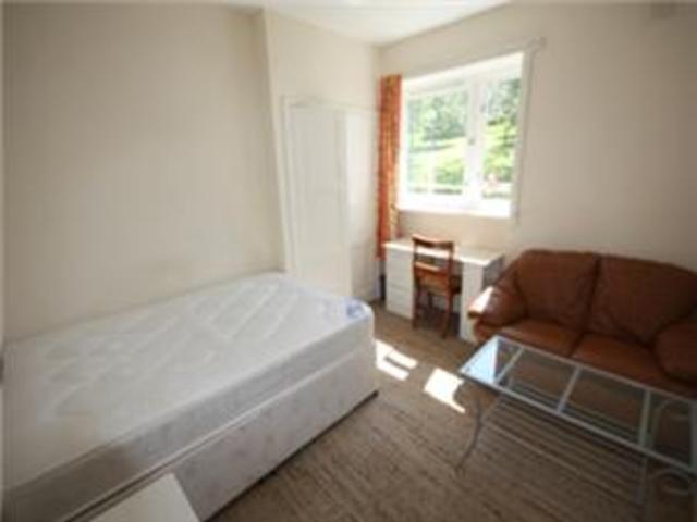  Image of 4 bedroom Flat to rent in Abbotswell Drive Aberdeen AB12 at Kincorth Aberdeen Aberdeen, AB12 5QN